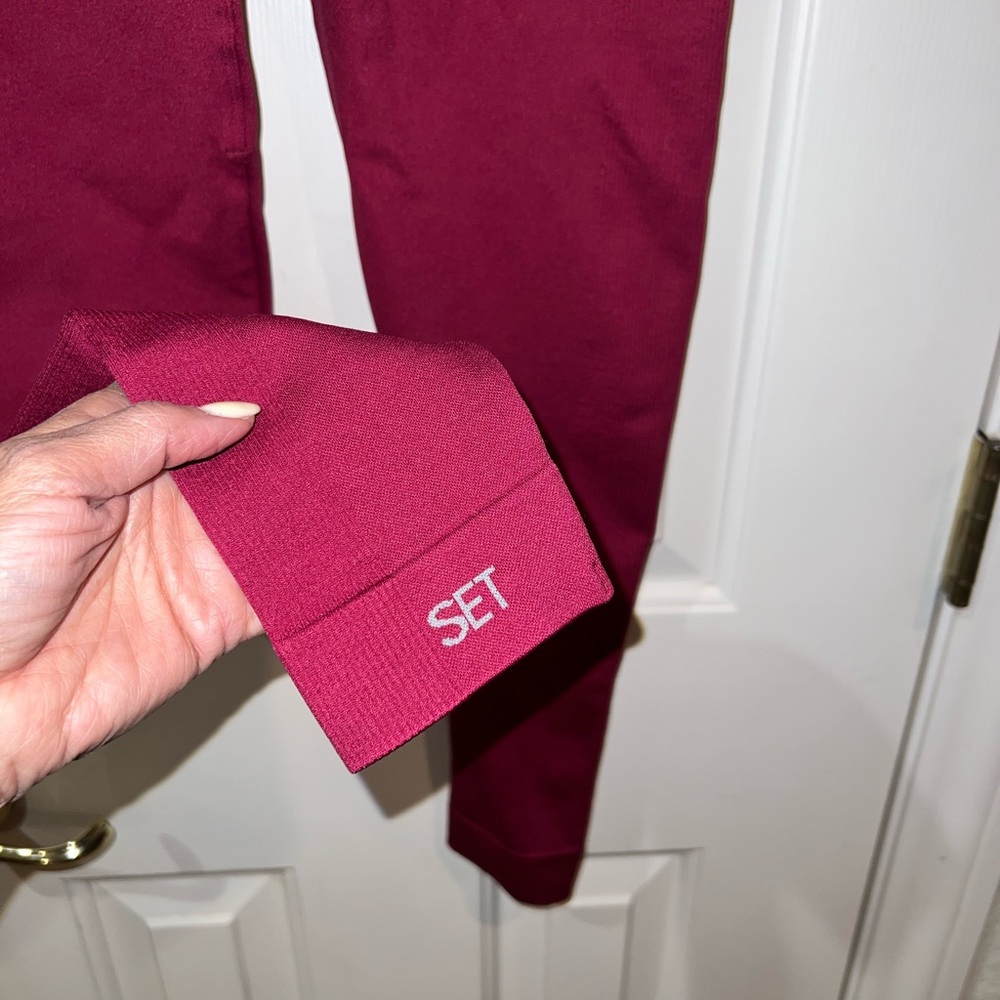 SET ACTIVE Sculptflex Ribbed Leggings Size Large Burgundy High Rise NWOT - Picture 3 of 4